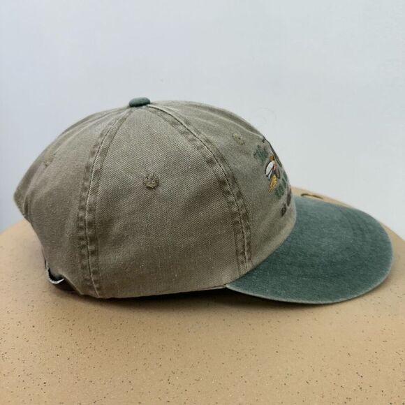 The Way to a Man’s Heart is Through His Fly Fly Fishing Humor Mens Vintage Distr - Picture 7 of 13